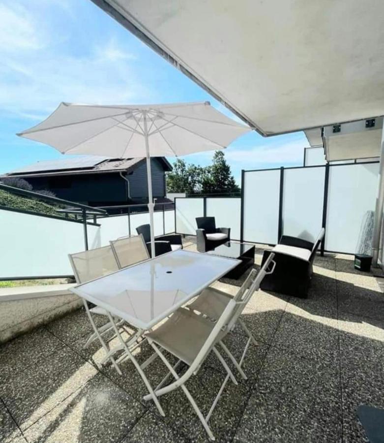 Appartement 4 Personnes Proche Lac Saint Point Montperreux Eksteriør bilde